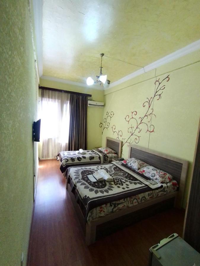 Hotel Vakhtanguri Batumi Luaran gambar