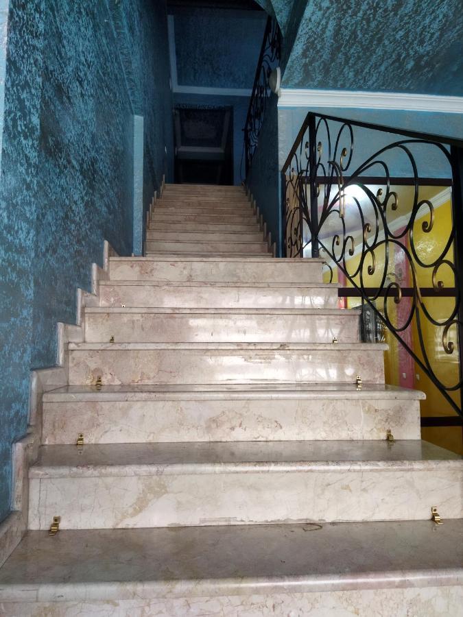 Hotel Vakhtanguri Batumi Luaran gambar