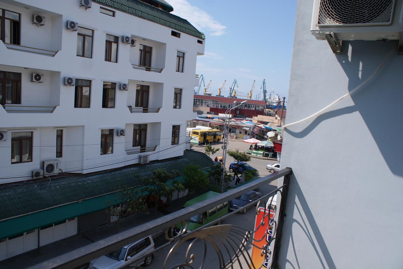 Hotel Vakhtanguri Batumi Luaran gambar