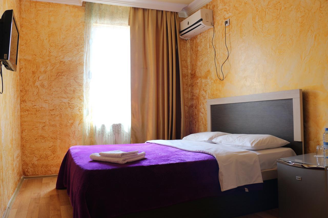 Hotel Vakhtanguri Batumi Luaran gambar